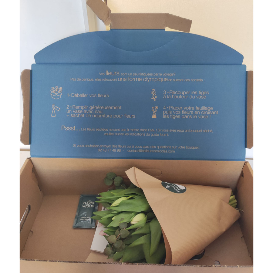 Lesfleursdenicolas.com  - Livraison par un transporteur.