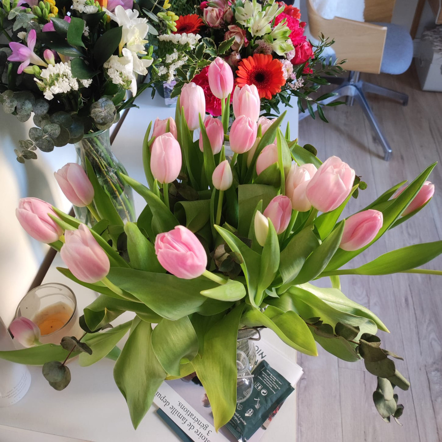 Lesfleursdenicolas.com  - Le bouquet 3 jours plus tard est déjà beaucoup plus beau.