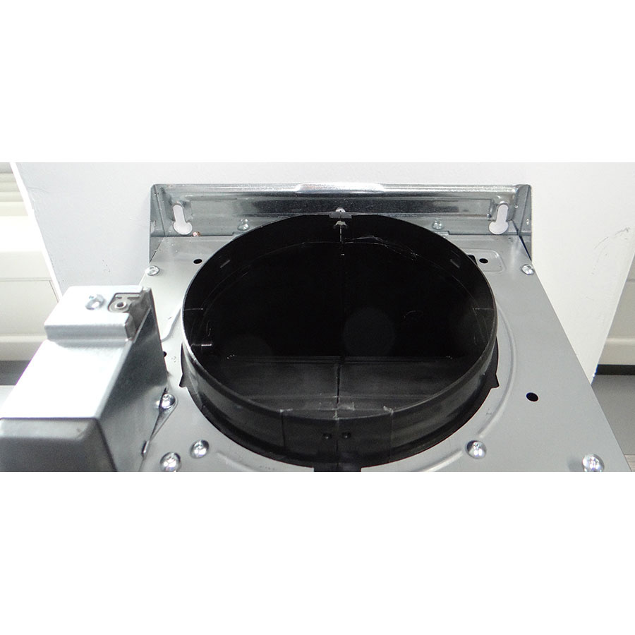 Whirlpool AKR759IX - Système de fixation