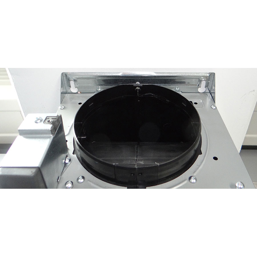 Whirlpool AKR759IX - Système de fixation
