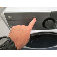 AEG LWR98B166X - Accès au filtre du sèche-linge