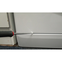 Indesit BDE86435WVFR - Outil nécessaire pour accéder au filtre de vidange