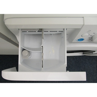 Indesit BDE86435WVFR - Compartiments à produits lessiviels
