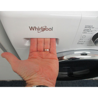 Whirlpool FFWDB976258BCVFR - Ouverture du tiroir à détergents