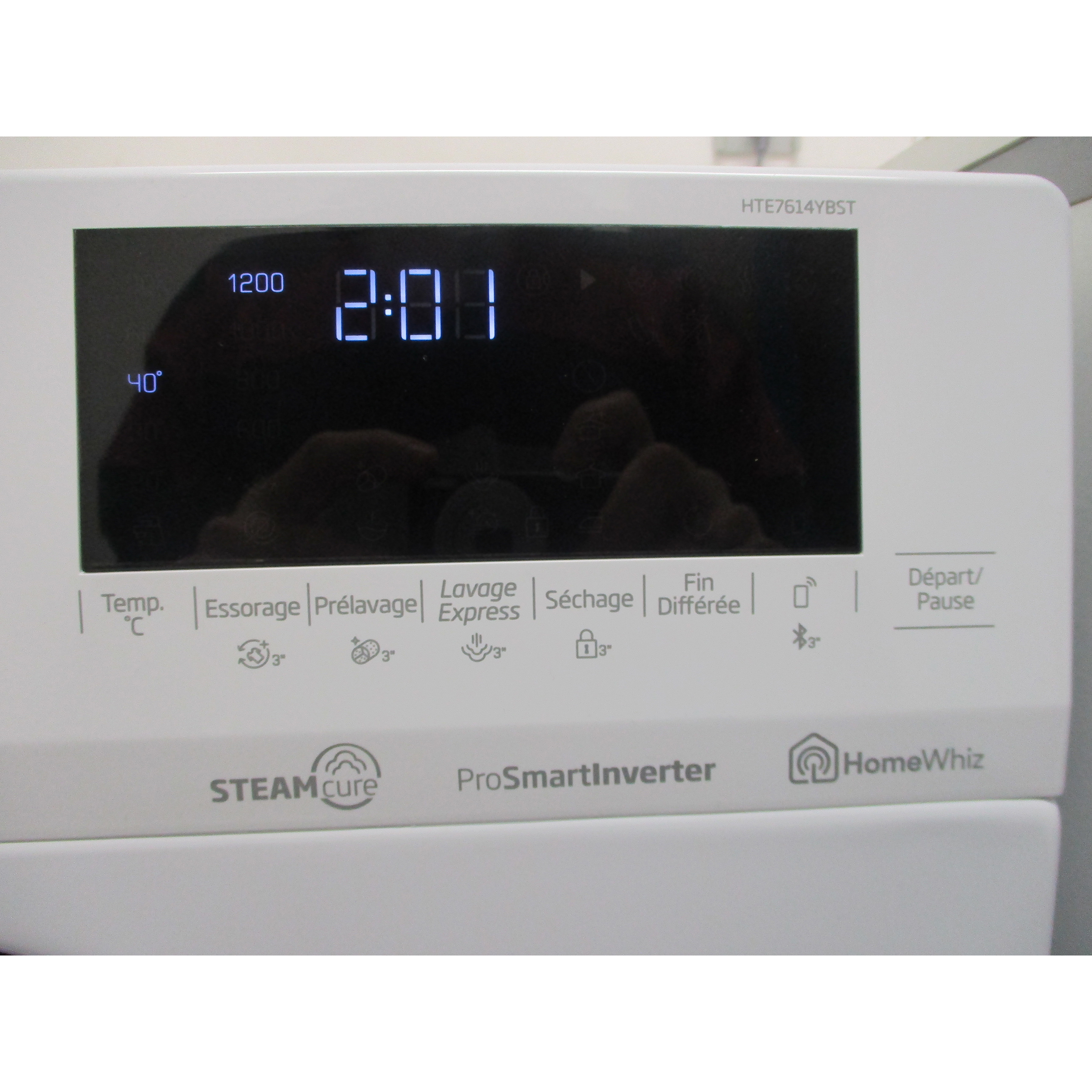 Beko HTE7614YBST - Afficheur et touches d'options