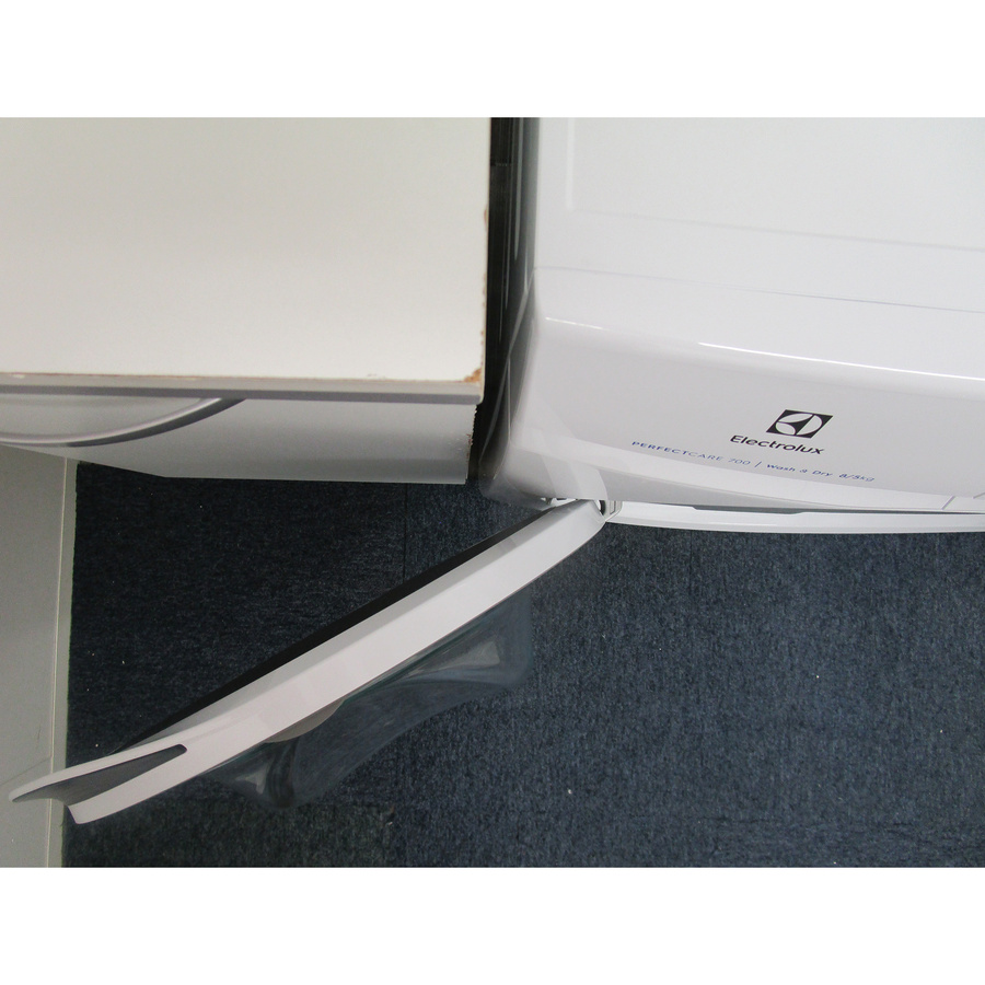 Electrolux EW7W4856SP - Angle d'ouverture de la porte