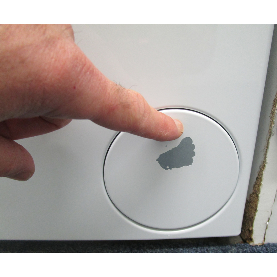 Haier HWD100-B14939-FR - Ouverture de la trappe du filtre de vidange