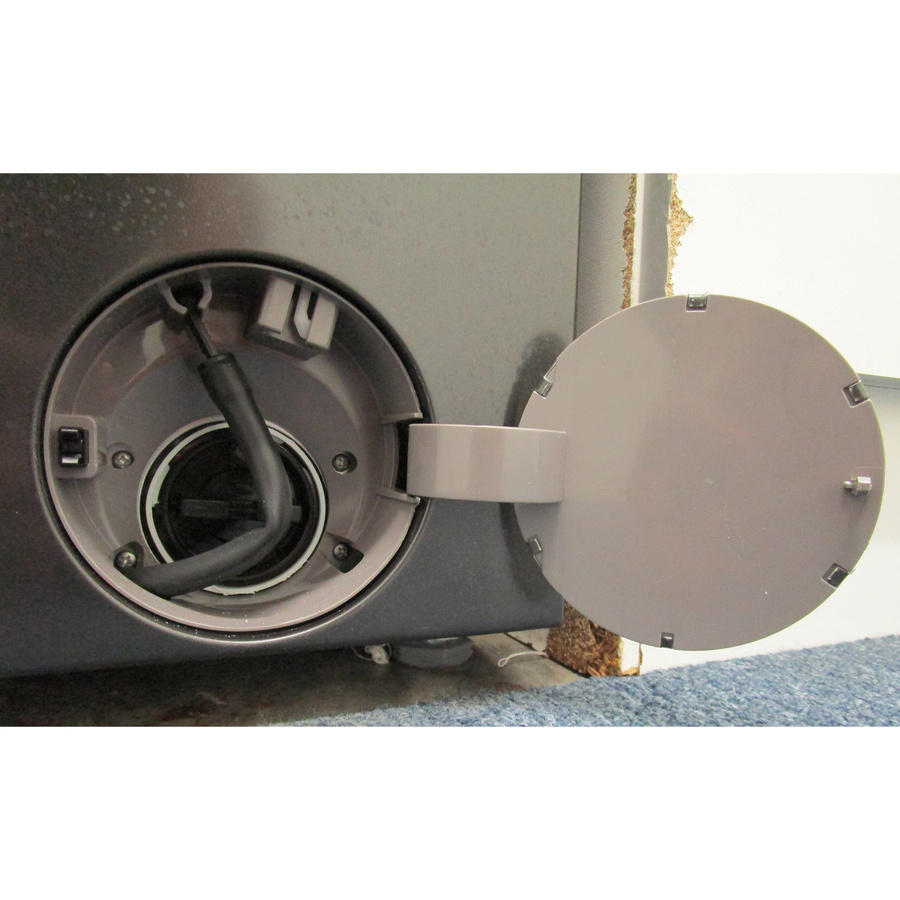 Hisense WD5I1045BBQ - Bouchon du filtre de vidange