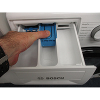 Bosch WAN28209FF - Bouton de retrait du bac à produits