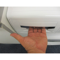 Bosch WAN2827FFR - Ouverture du tiroir à détergents