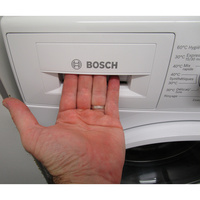 Bosch WGE02201FR - Ouverture du tiroir à détergents