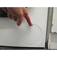 Bosch WUU28T18FR - Ouverture de la trappe du filtre de vidange