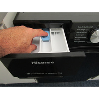 Hisense WF3S9043BB3 - Bouton de retrait du bac à produits