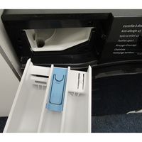 Hisense WF3S9043BB3 - Retrait du bac à produit