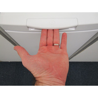 Indesit BTWDS6261FR - Poignée d'ouverture de la porte