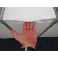 Indesit BTWS50400FR - Poignée d'ouverture de la porte