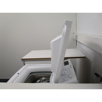 Indesit BTWS50400FR - Angle d'ouverture de la porte