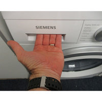 Siemens WU14UT09FF - Ouverture du tiroir à détergents