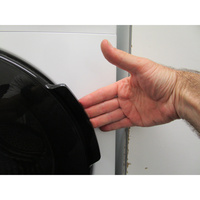 Valberg (Electro Dépôt) WF 714 A-10 W566C2 - Poignée d'ouverture du hublot