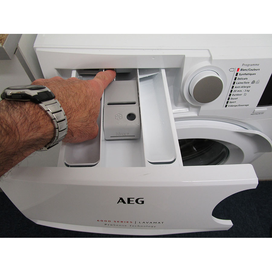 Test AEG L6FBR842G - Lave-linge - UFC-Que Choisir