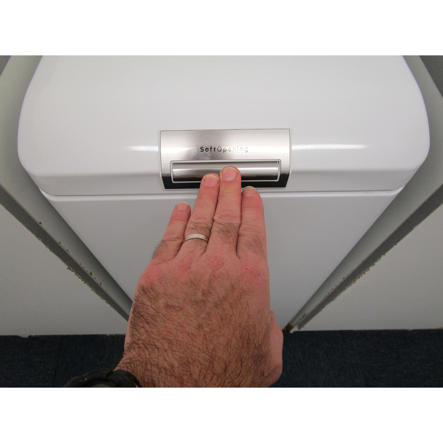 AEG LTR8C7331A - Poignée d'ouverture de la porte