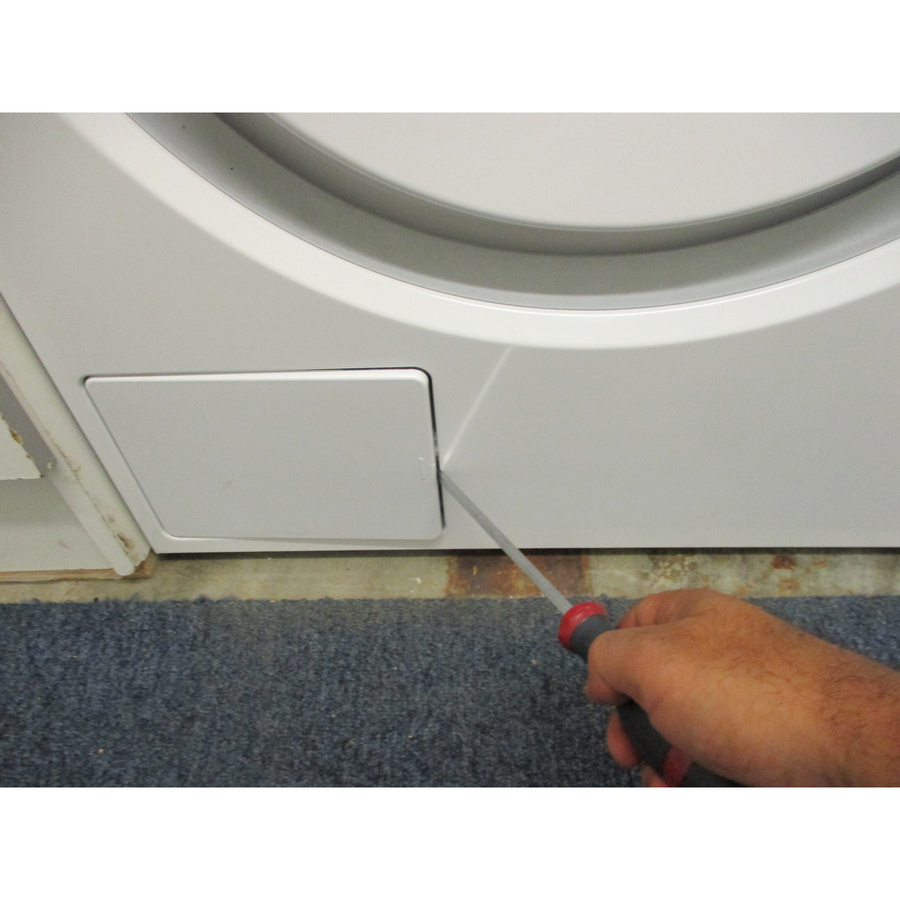 Asko W1094W - Outil nécessaire pour accéder au filtre de vidange