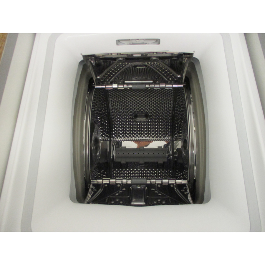 Beko BTL1WFP10652FR - Tambour ouvert