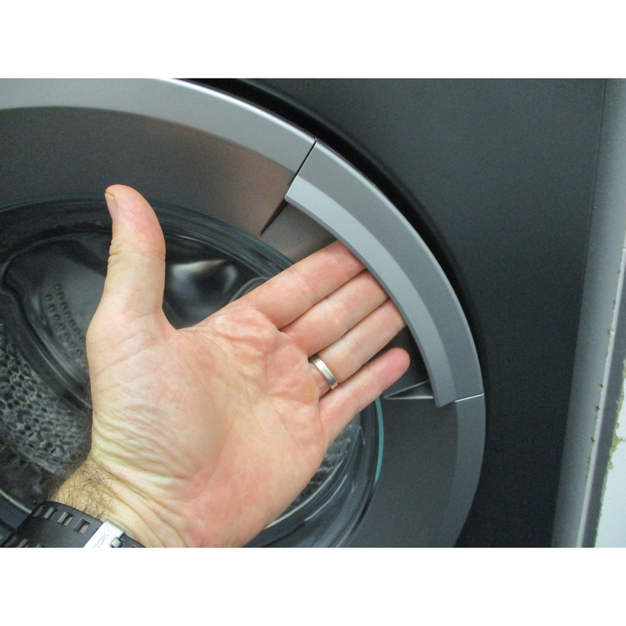 Beko WUE7212S1A - Poignée d'ouverture du hublot