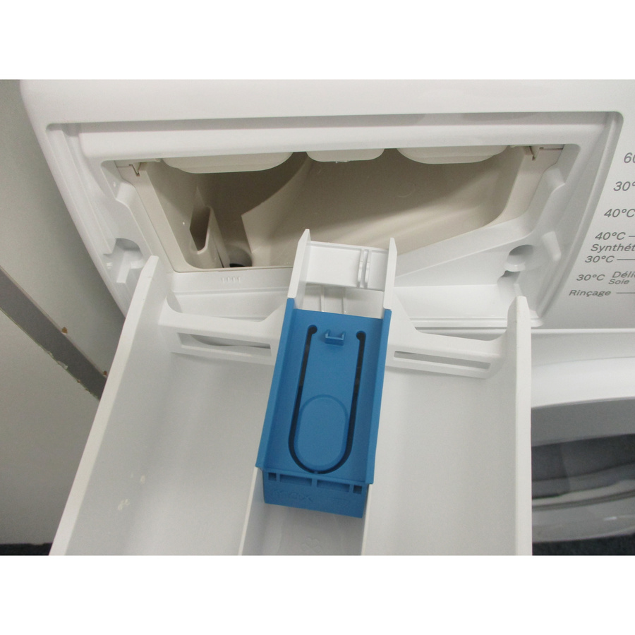 Bosch WAJ24018FR - Retrait du bac à produit