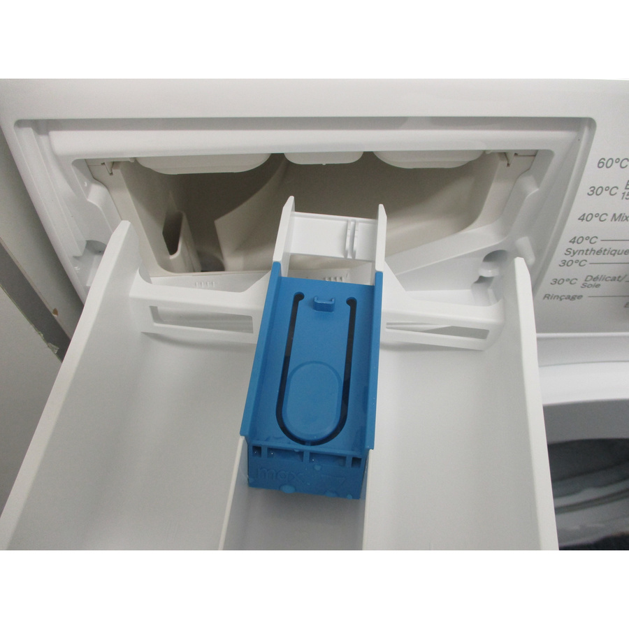 Bosch WAJ24037FR - Retrait du bac à produit