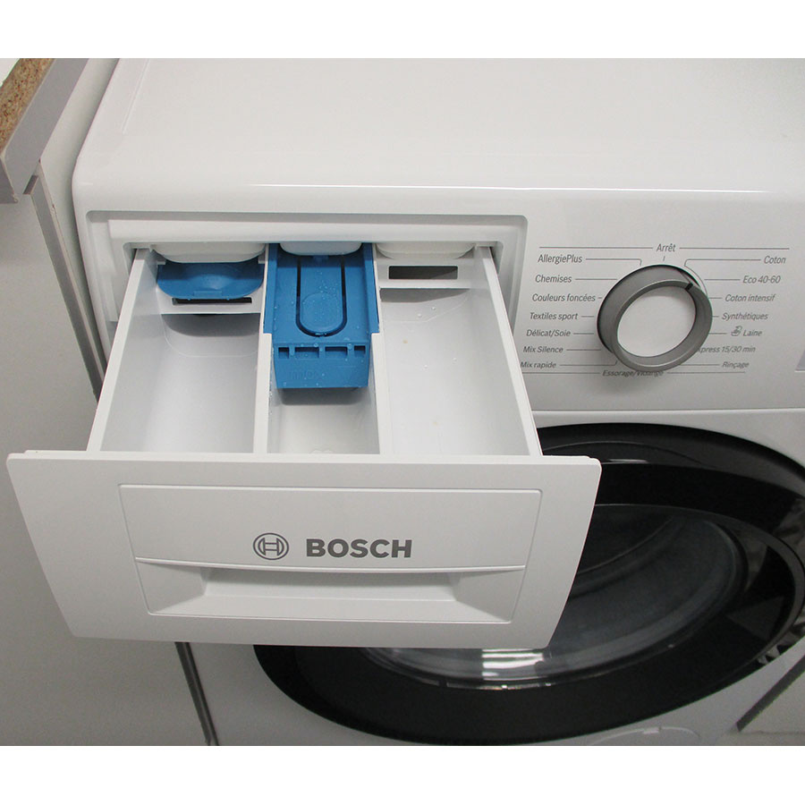 Bosch WAN28218FF - Bouton de retrait du bac à produits