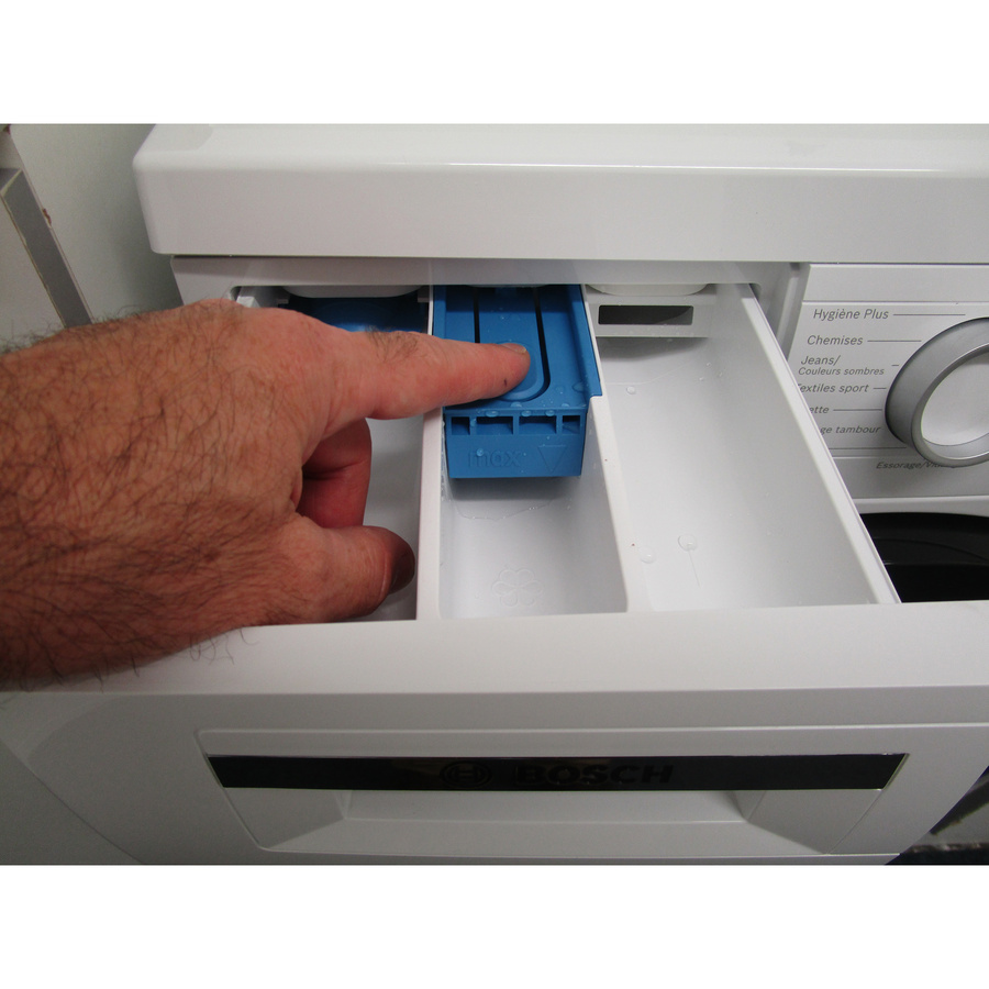 Bosch WUU28T69FR - Bouton de retrait du bac à produits
