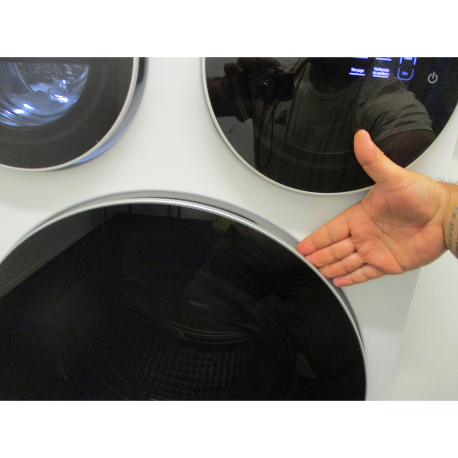 Candy MultiWash MQD 410CBL9-47 - Poignée d'ouverture du hublot