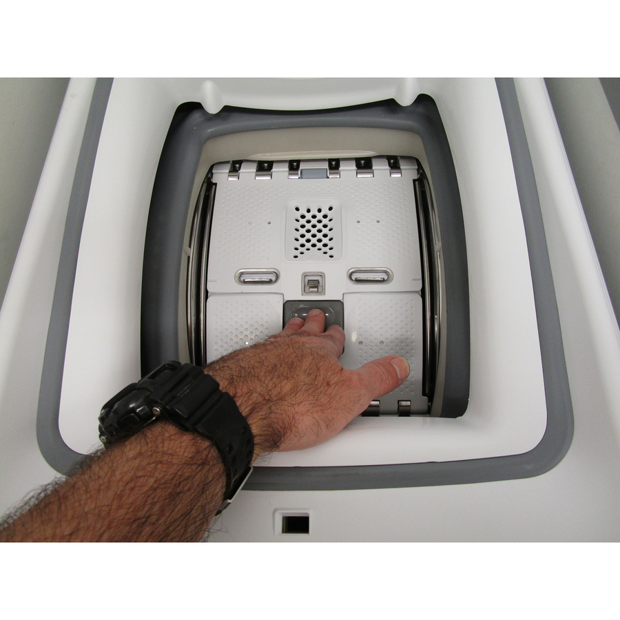 Candy TCAS264TM5-S - Bouton d'ouverture des portillons