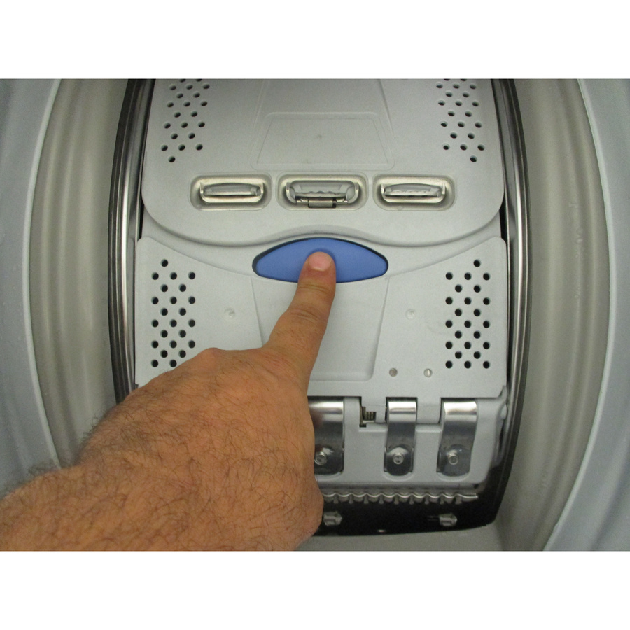 Electrolux EW6TE136DA - Bouton d'ouverture des portillons