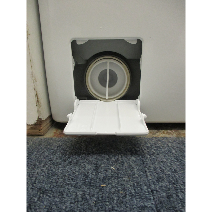 Electrolux EW7T1368DA - Bouchon du filtre de vidange