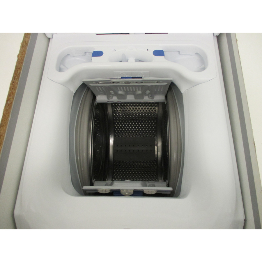 Electrolux EW7T1368DA - Tambour ouvert