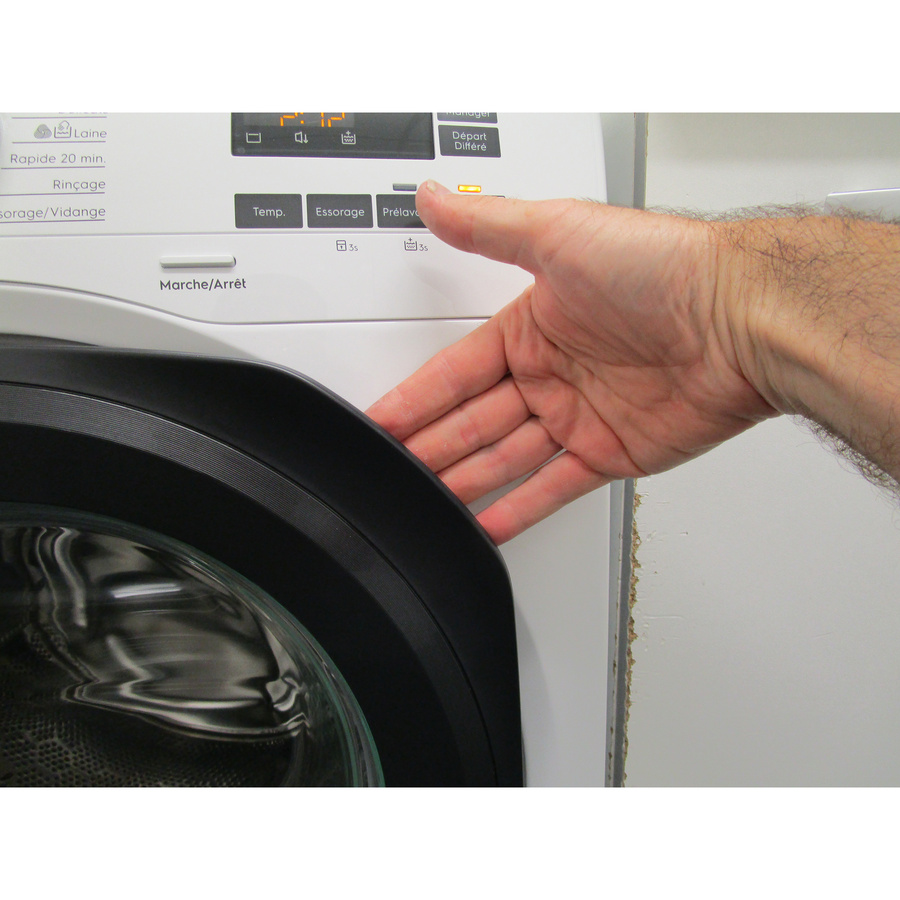 Electrolux EWFI6194O2DA - Poignée d'ouverture du hublot