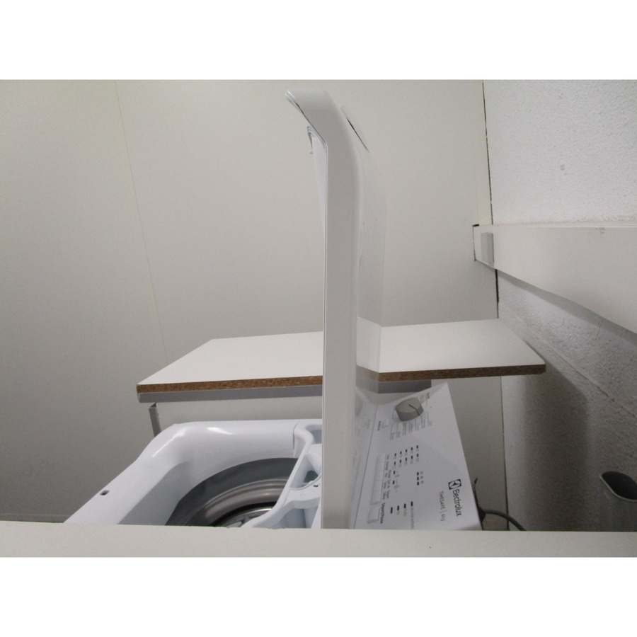 Electrolux EWQ6412B - Angle d'ouverture de la porte