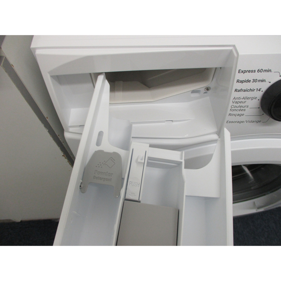 Faure FWF1422A32 - Retrait du bac à produit