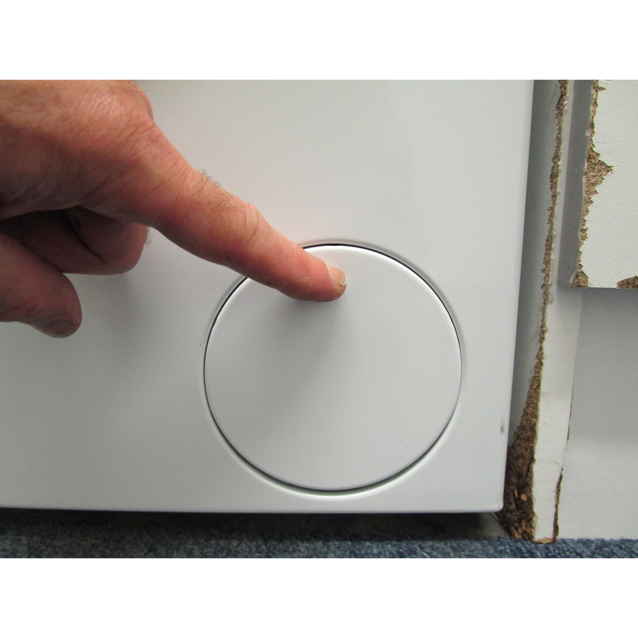 Haier HW100-BP14929A-S - Ouverture de la trappe du filtre de vidange