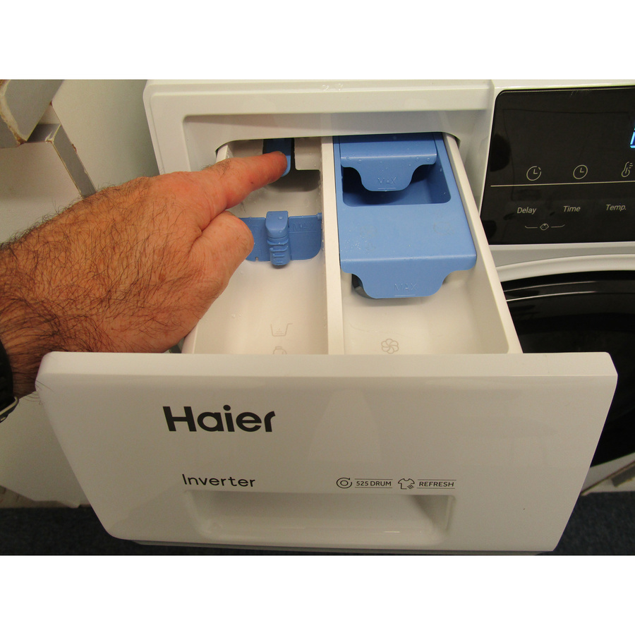 Haier HW100-BP14929A-S - Bouton de retrait du bac à produits