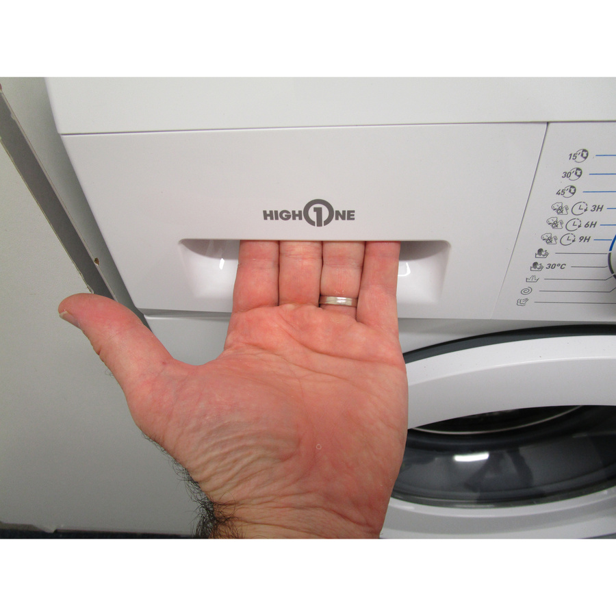 High One (Electro Dépôt) WF 510 C W566C2 - Ouverture du tiroir à détergents