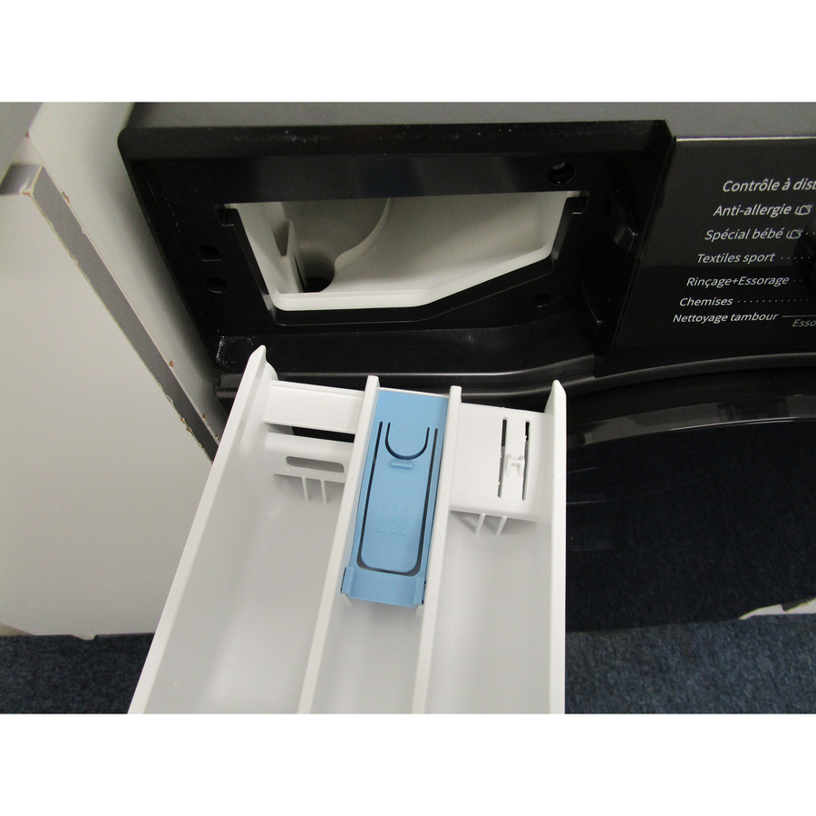 Hisense WF3S9043BB3 - Retrait du bac à produit