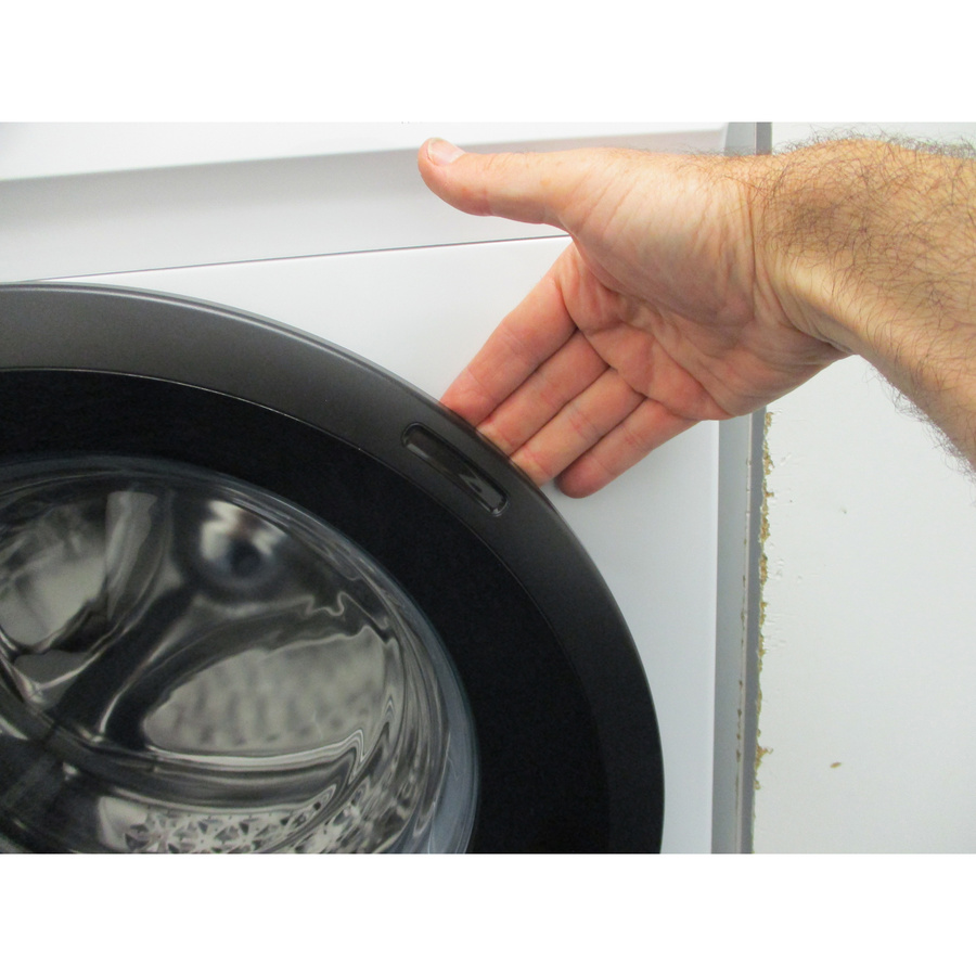 Hisense WFQE7014EVM - Poignée d'ouverture du hublot