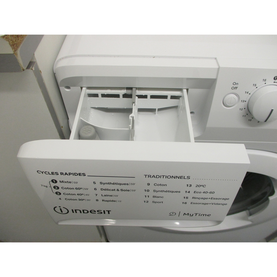 Indesit MTWA71296WFR - Compartiments à produits lessiviels