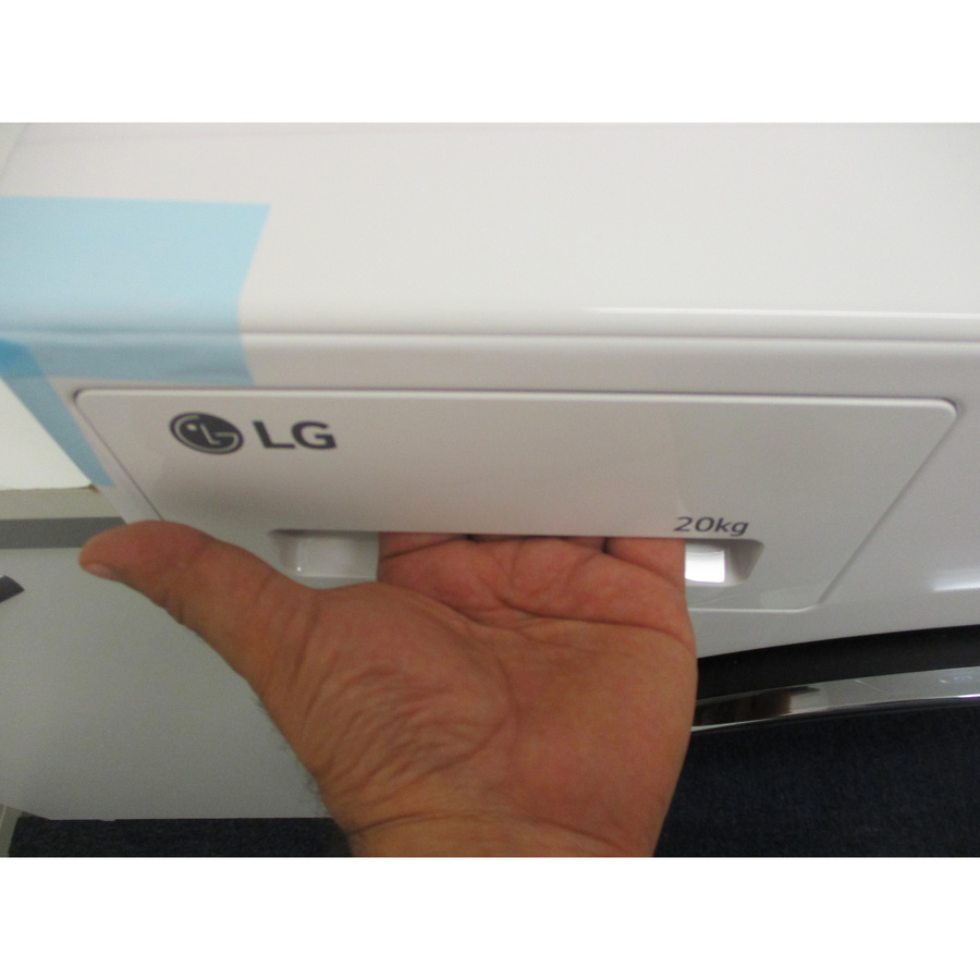 LG F20F12WST - Ouverture du tiroir à détergents