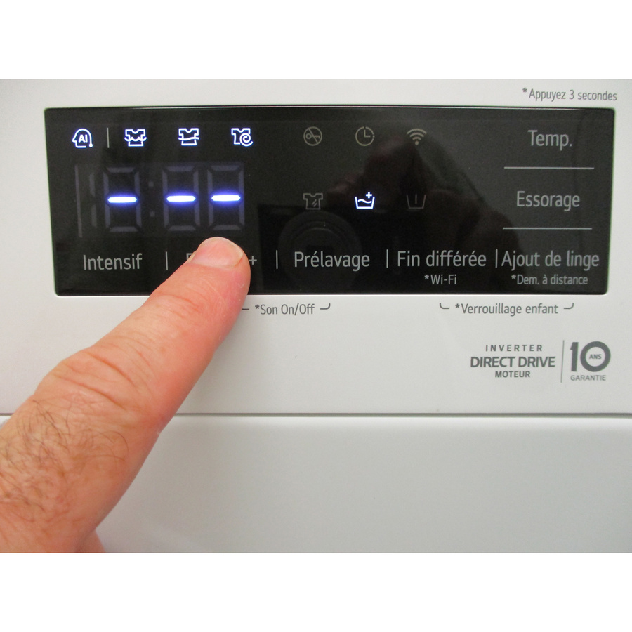 LG F82AV33WHS - Afficheur et touches d'options