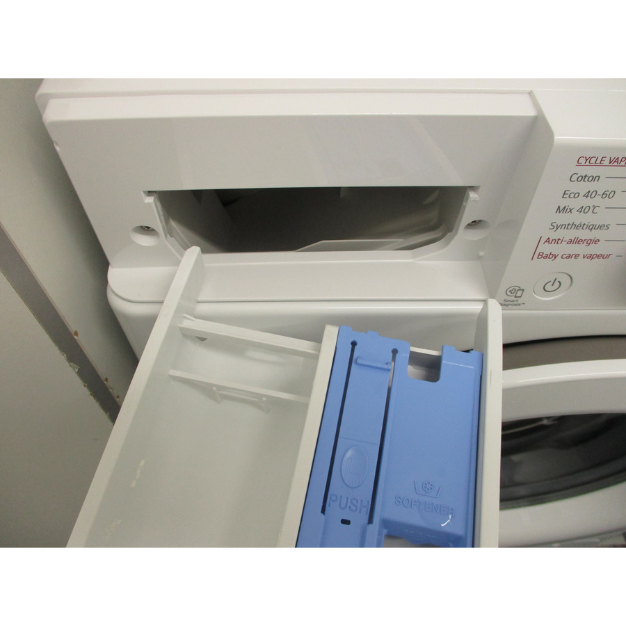 LG F82AV33WHS - Retrait du bac à produit