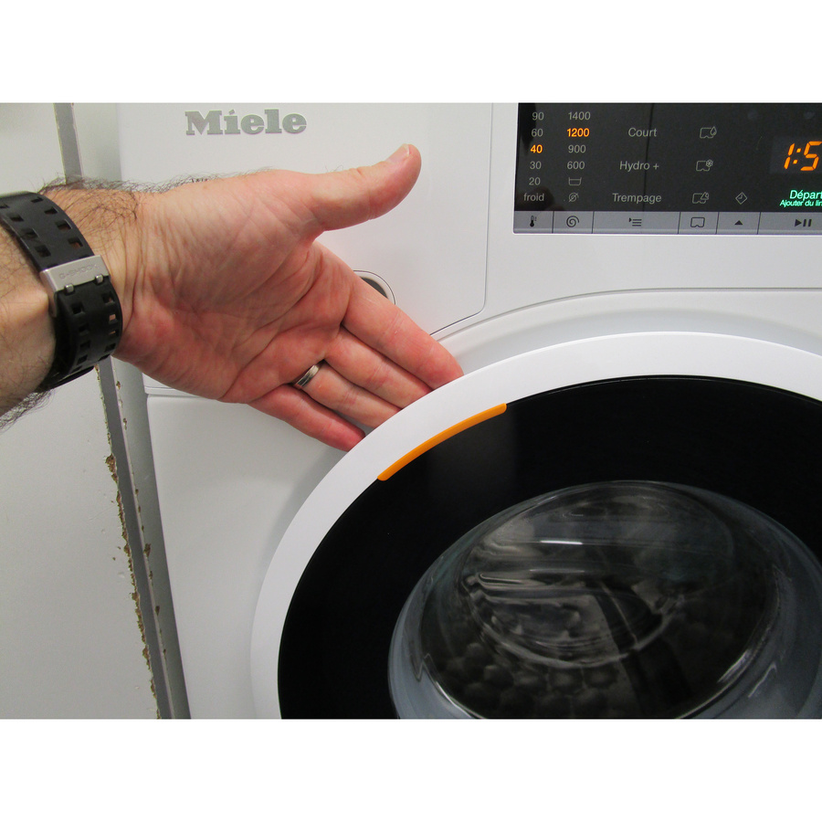 Miele WWA120WCS - Poignée d'ouverture du hublot